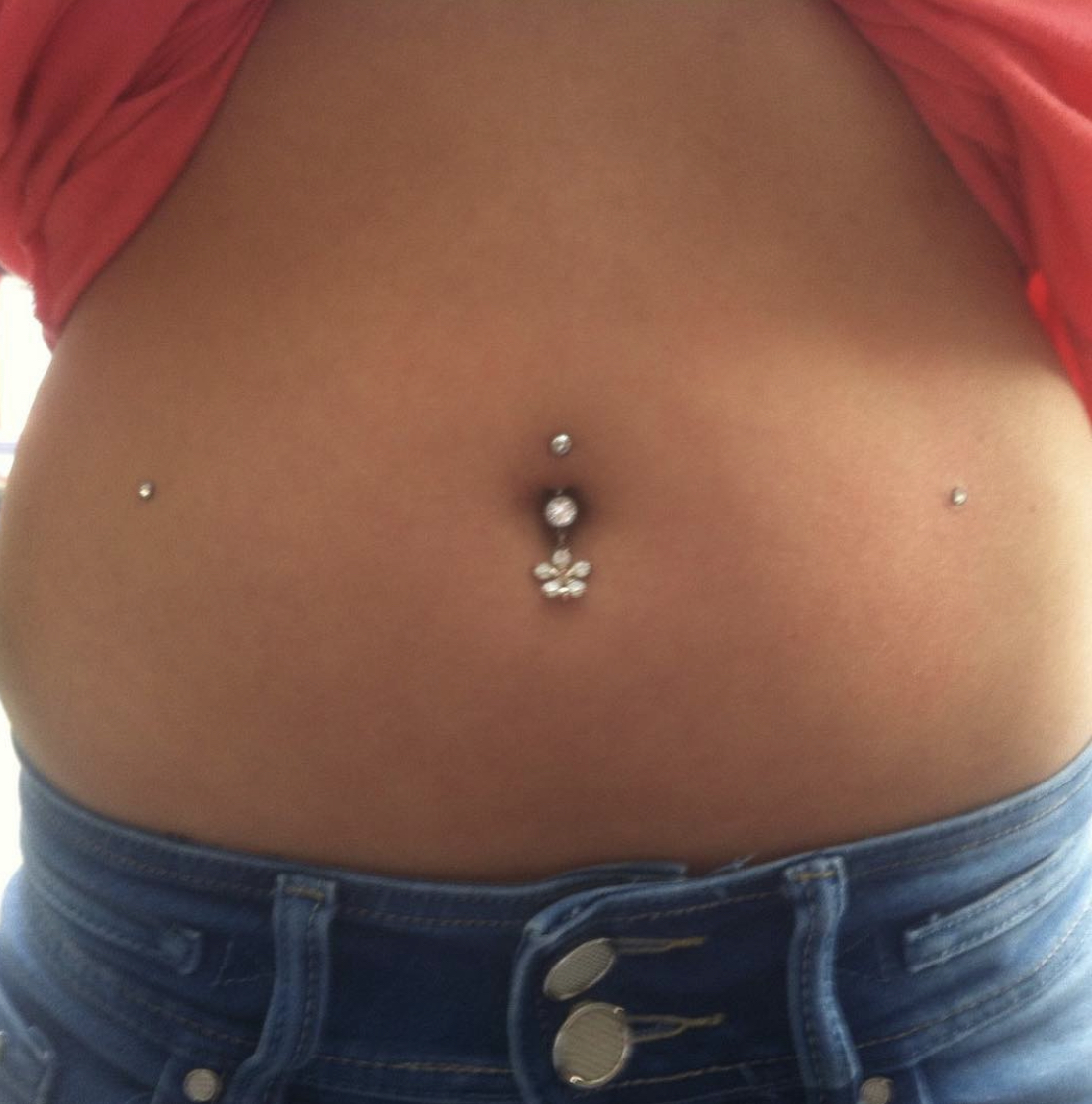 Bauchnabel Piercing Bauchnabel Piercing in Köln